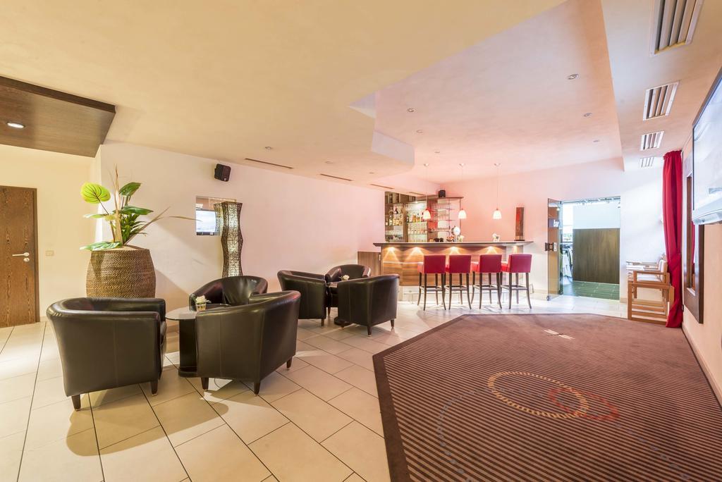 Hotel Am Bruchsee Heppenheim  エクステリア 写真