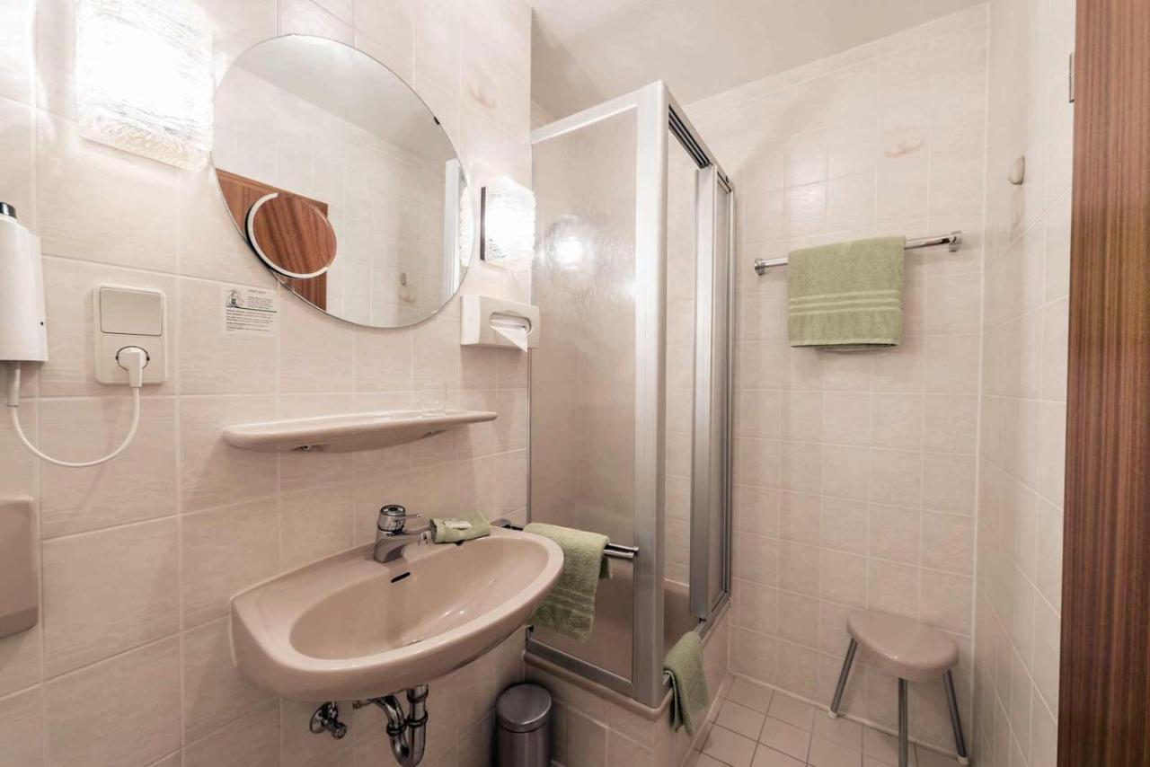 Hotel Am Bruchsee Heppenheim  エクステリア 写真